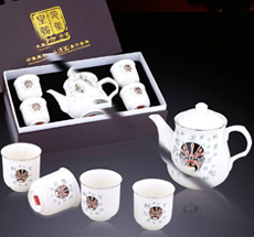 ��԰������������